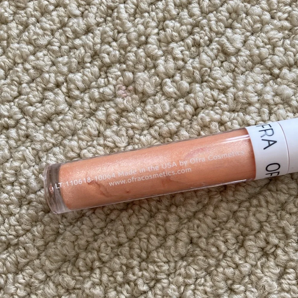 Ofra Smiley for Riley Lip Gloss Like New Orange Sparkles Full Size 0.21 oz